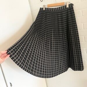 Vintage Midi Skirt Plaid Pleated Dark Academia Goth Wool Black Off White Sz 12